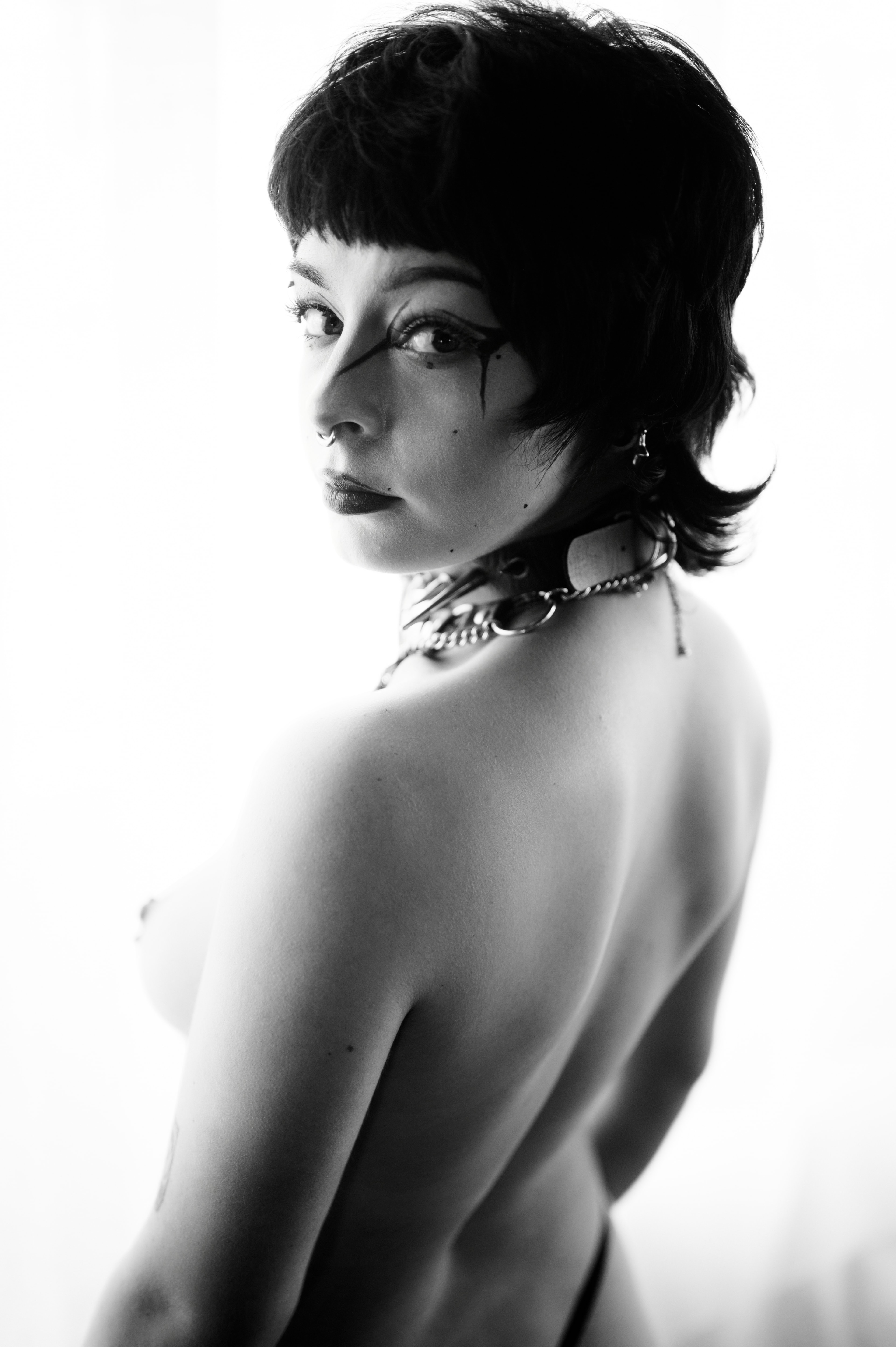 Fine art boudoir photography session in Columbia, Missouri — image 23